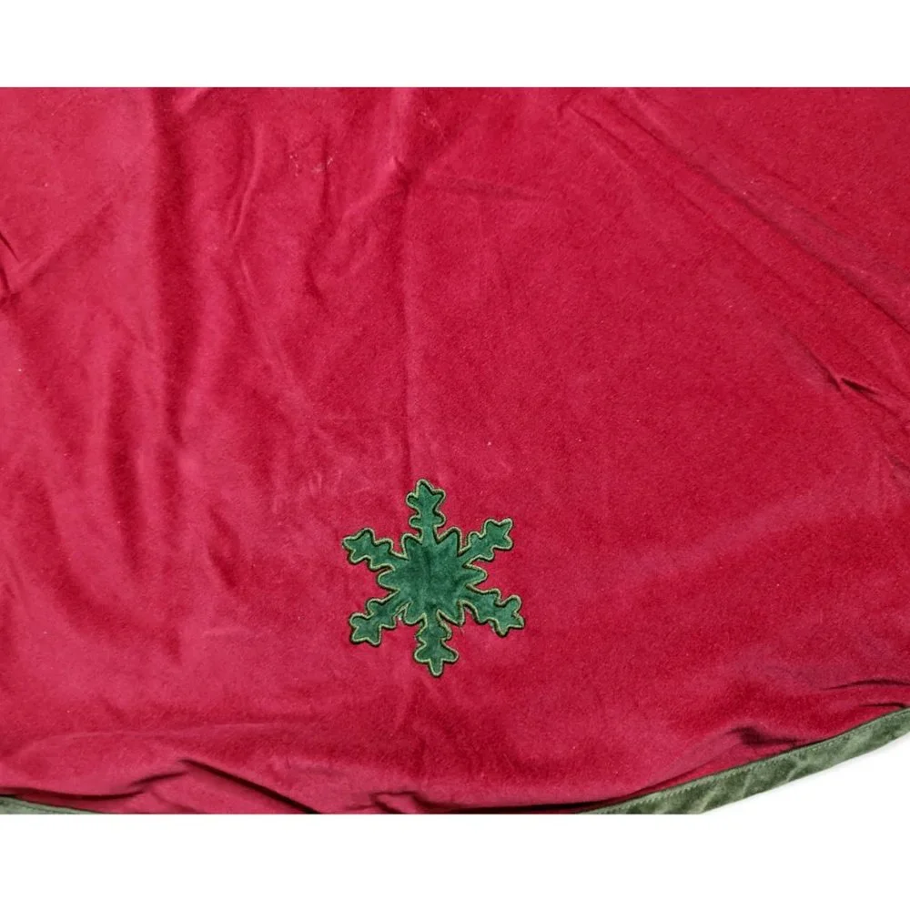 Red & Green Christmas Tree Skirt